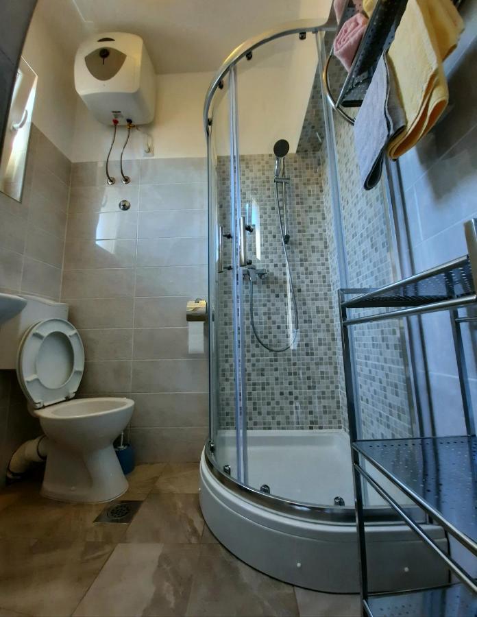 Apartments Zoro Primošten Екстериор снимка
