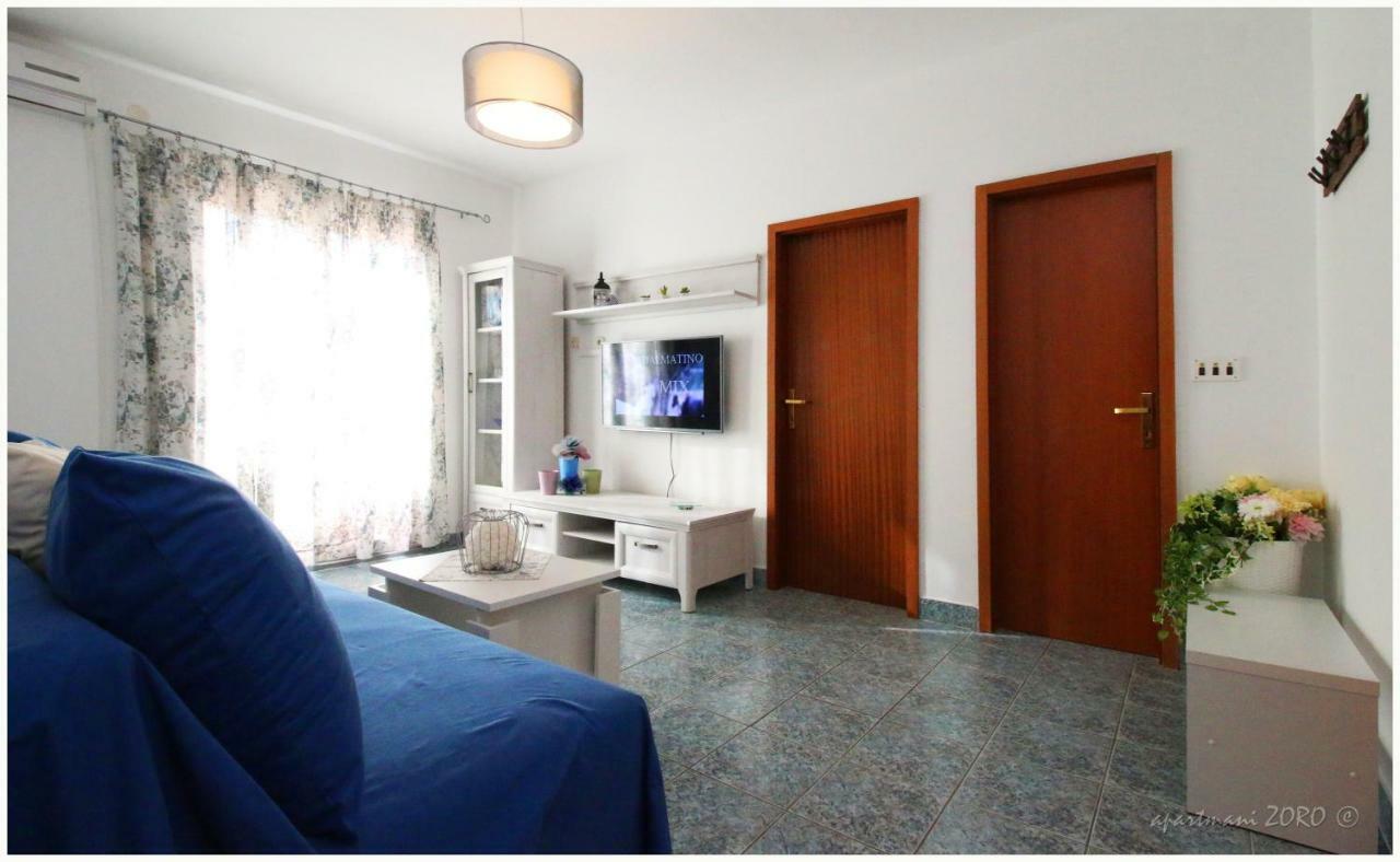 Apartments Zoro Primošten Екстериор снимка