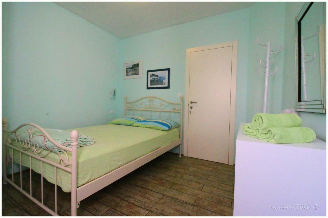 Apartments Zoro Primošten Екстериор снимка