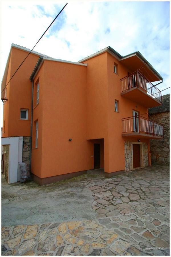 Apartments Zoro Primošten Екстериор снимка